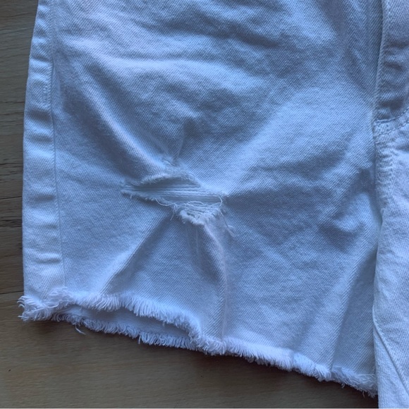 Universal Thread Highest Rise Shortie Shorts Vintage Strech white Size 2R - Picture 3 of 9